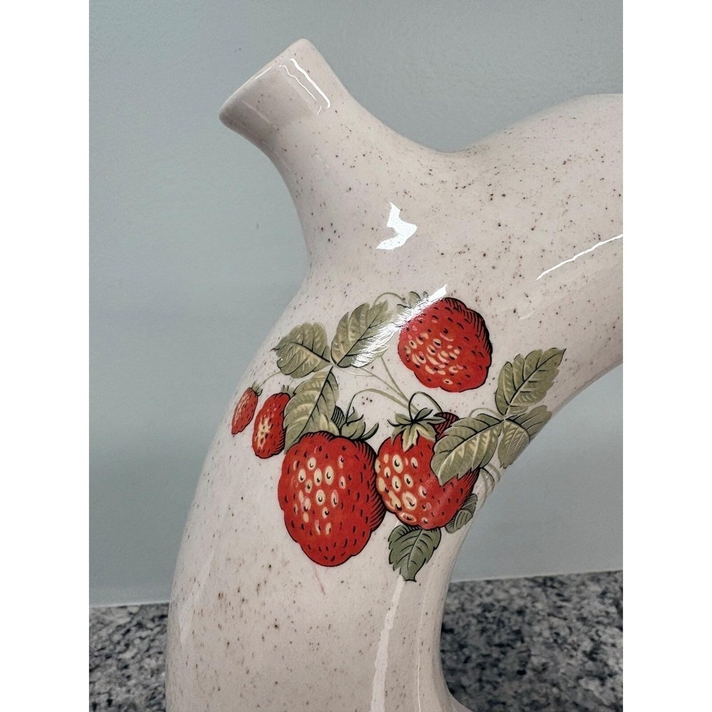 Vintage Strawberry Ceramic Donut Vase Speckled Cream Circular Bud Vase 8.5" - Picture 2 of 4